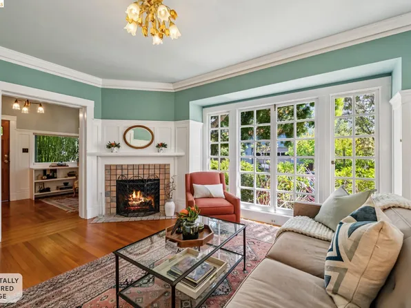 2325 Howe St #1, Berkeley, CA 94705