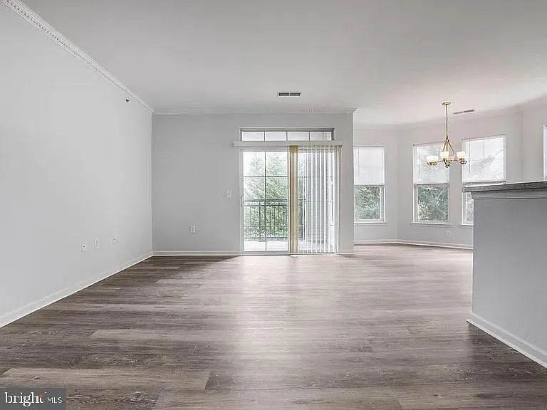 1301 Karen Blvd #401 — Photo 10