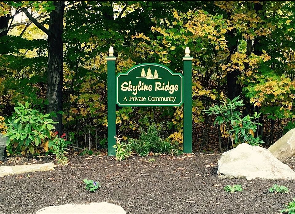 1st image of 7 Skyline Ridge Rd