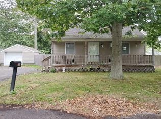 133 Hemlock Dr, Mastic Beach, NY 11951