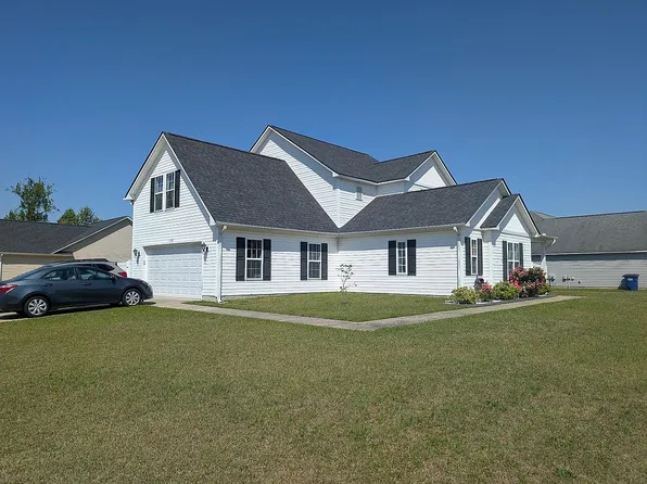 118 Newport Ct, Raeford, NC 28376