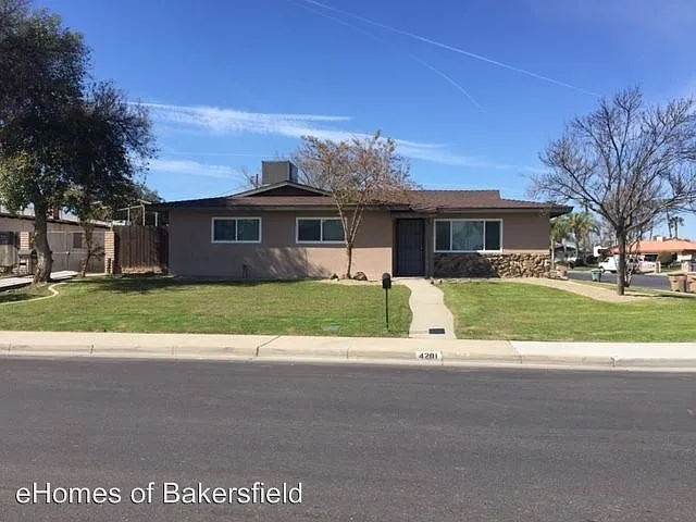 4201 Chadbourn St photo 1