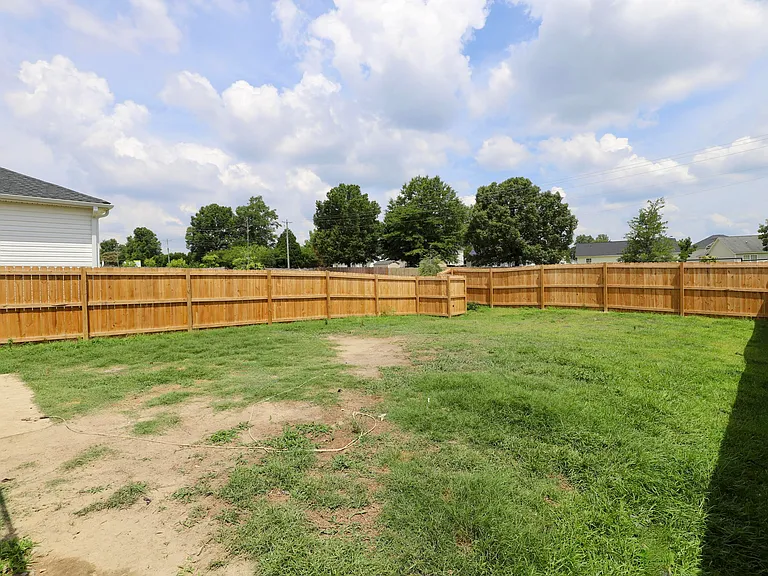 210 Bevington Brook Ln — Photo 53