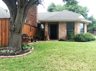 2001 Whippoorwill Ln, Carrollton, TX 75006