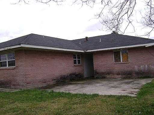 1st image of 173 Evangeline Dr