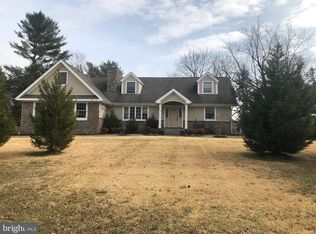 470 Greentree Rd, Sewell, NJ 08080