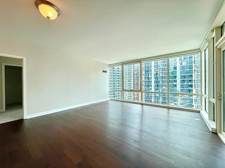 505 N McClurg Ct #2501 — Photo 2