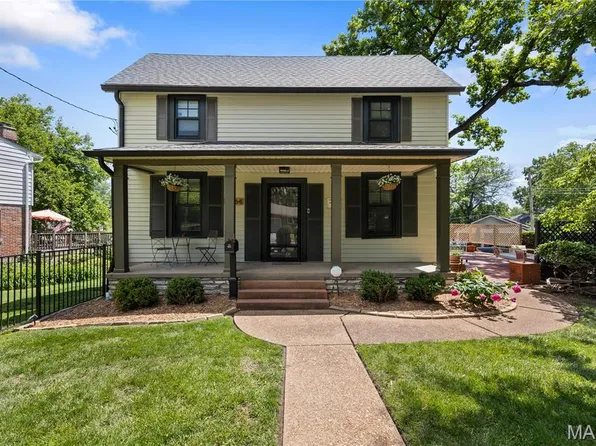 8564 Big Bend Blvd, Saint Louis, MO 63119