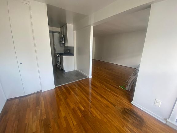 5th image of 25 Franklin Blvd APT 7