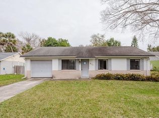 611 Bay Ave, Holly Hill, FL 32117
