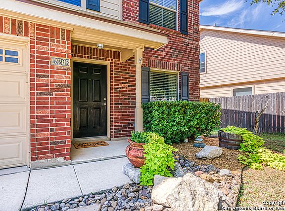 4th image of 17203 Molino Ct