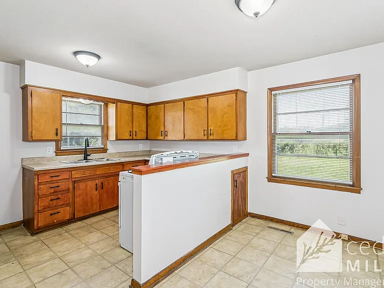 8002 E Gilbert St — Photo 5
