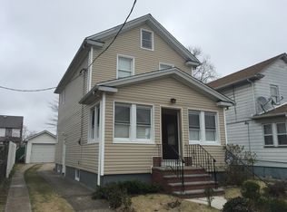 21620 133rd Rd, Springfield Gardens, NY 11413