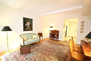 Rented by STAR CITIES INTERNATIONAL PROPERTY CORPORATION