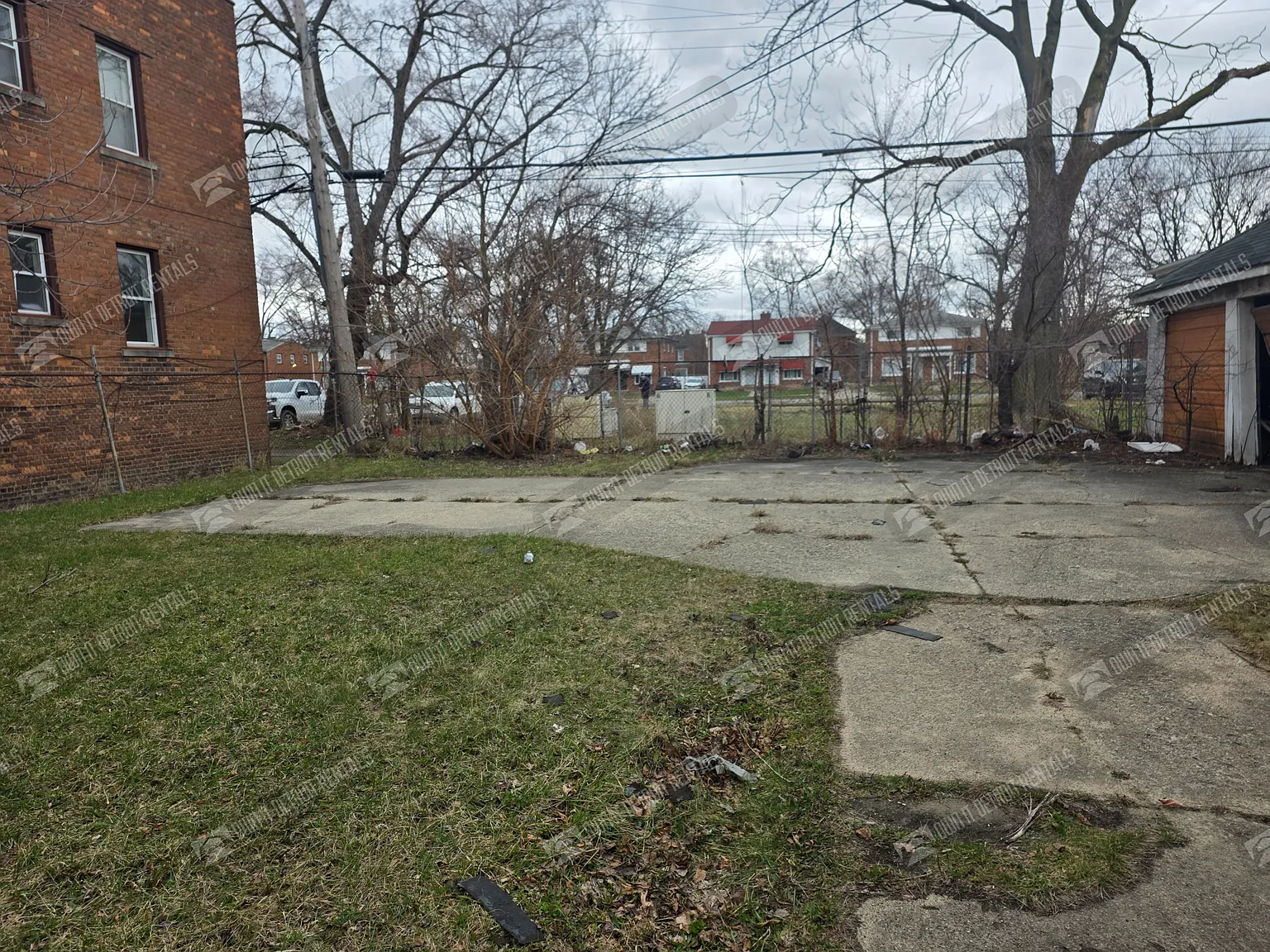House- Upper Unit — Photo 3