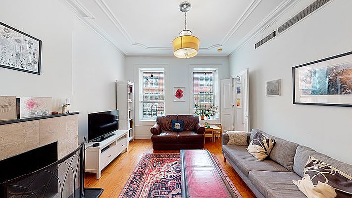 1st image of 414 Henry St APT 4