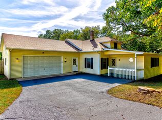 817 Porten Rd, McHenry, IL 60051