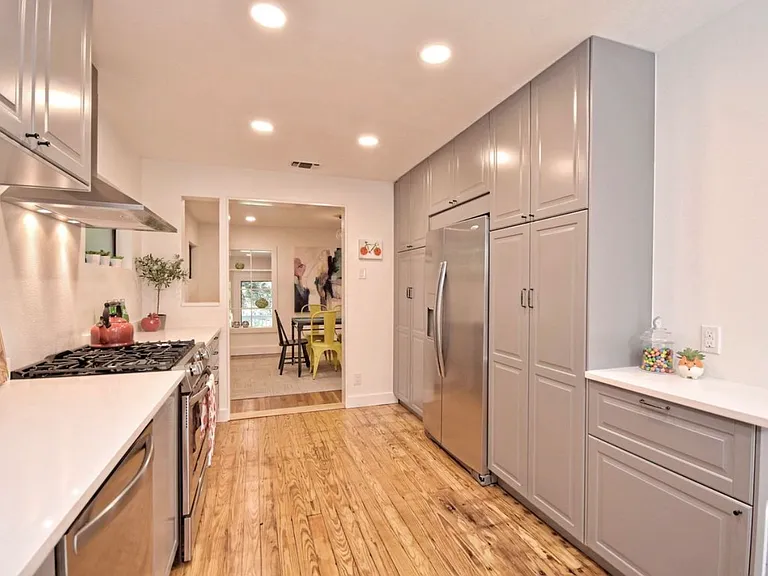 1700 Ulit Ave — Photo 9
