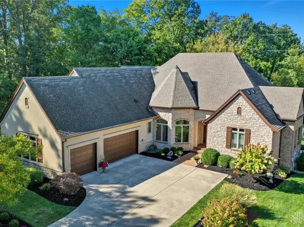 985 Gardenwood Pl, Dayton, OH 45458