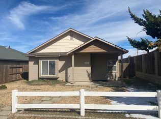 21040 Mission St #A-B, Tehachapi, CA 93561