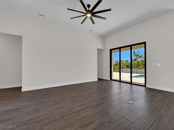 3rd image of 3025 NW 41st Pl