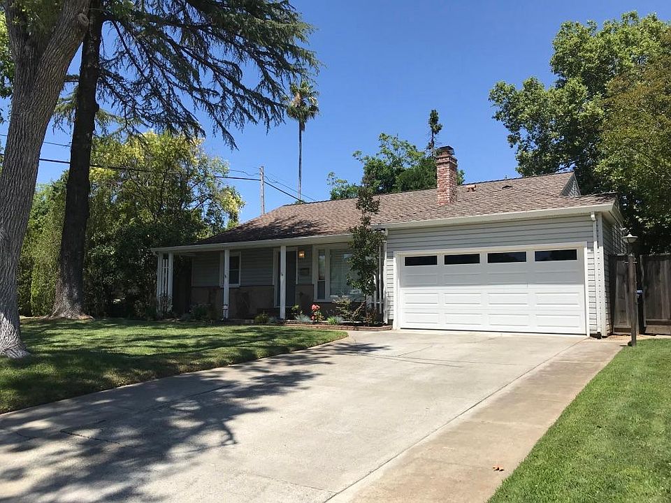 Classic California Ranch style home