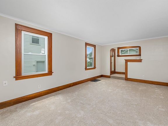 5th image of 2711 N Anthony Blvd
