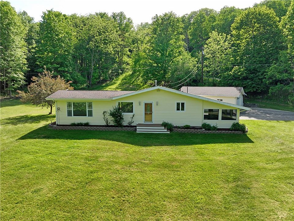 1st image of 10820 Ridgeview Acres Rd #W