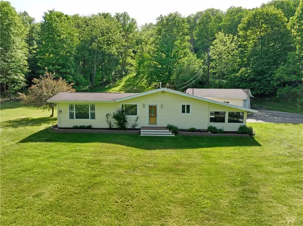 10820 Ridgeview Acres Rd #W, Corning, NY 14830