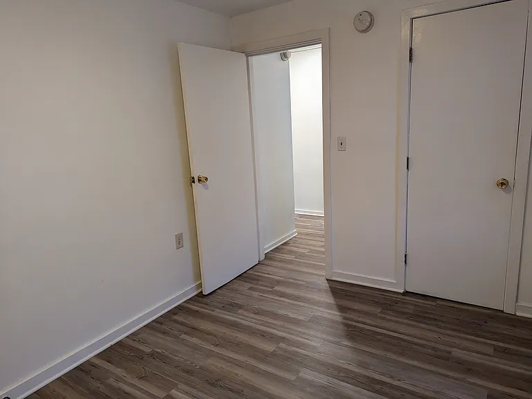 141 6th St #2 — Photo 11