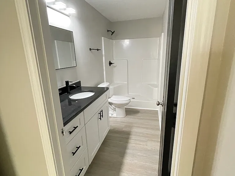 3232 Pleasant Valley Cir — Photo 8