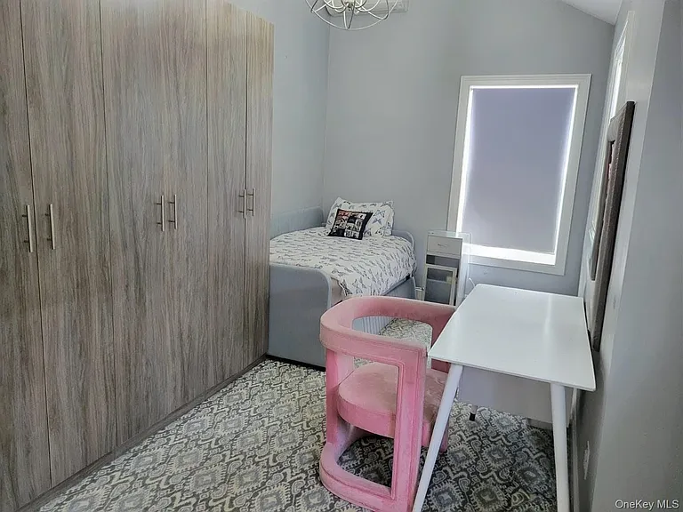 301 Linwood Ave — Photo 17