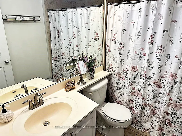 155 Beecroft Rd #906 — Photo 23