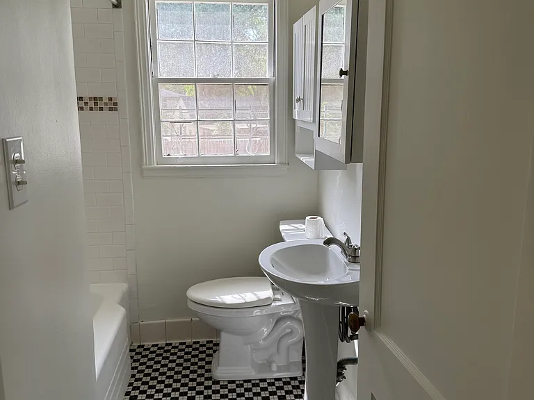 1177 Edie Ave SE — Photo 10