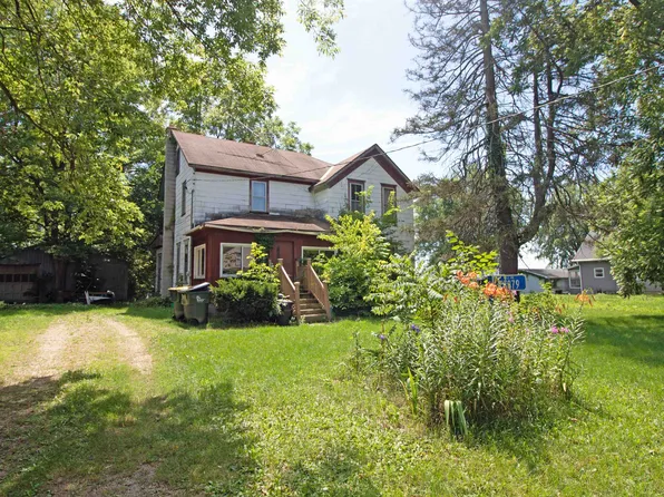 E7879 Mill Rd, Spring Green, WI 53588