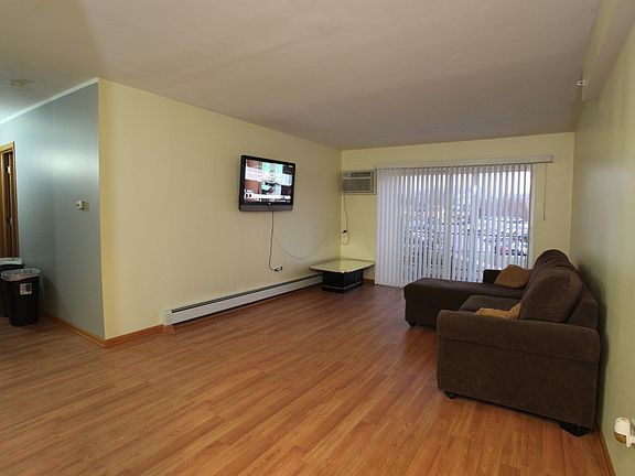 5th image of 8547 W 102nd Ter #4-310