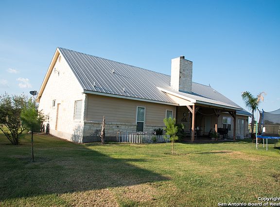 2nd image of 212 W County Road 5719