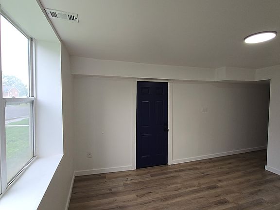 5th image of 400 W 2nd Ave #2