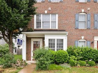 43517 Kiplington Sq, Chantilly, VA 20152