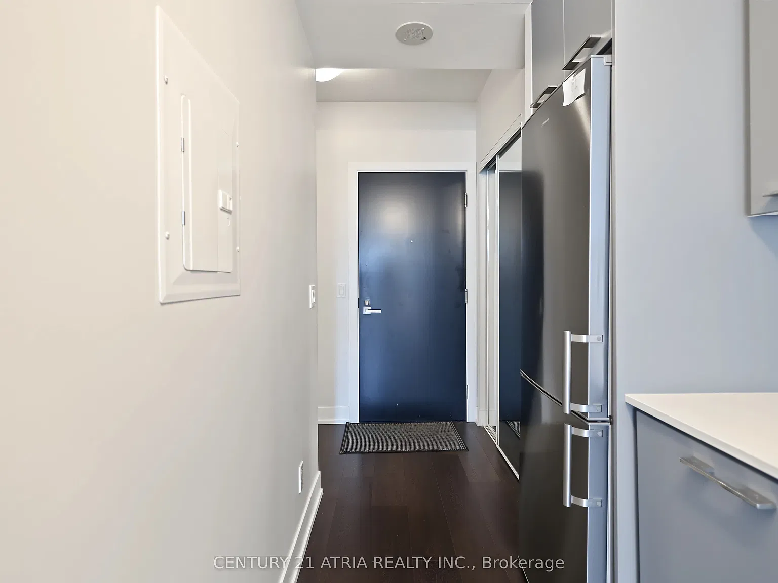 Xpression Condos — Photo 2
