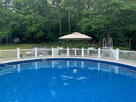 5th image of 2688 N Goldring Rd