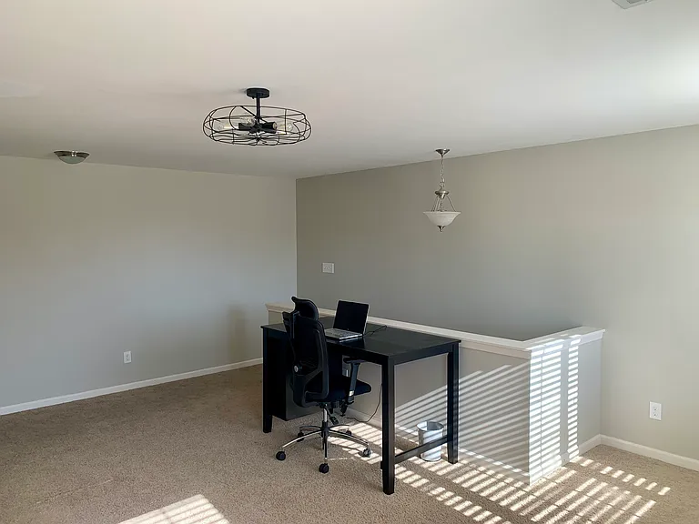 114 Walden Cv — Photo 17