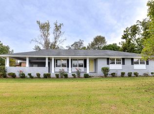 200 Crestwood Dr, Sumter, SC 29154