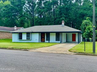 2445 Oak Grove Ln, Jackson, MS 39212