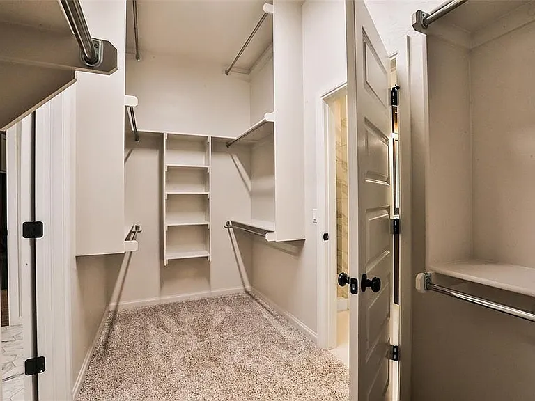 9301 SW 44th Ter — Photo 22