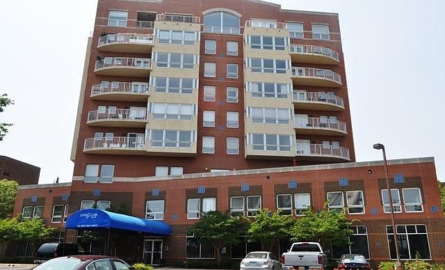 2nd image of 250 W Main St APT 502