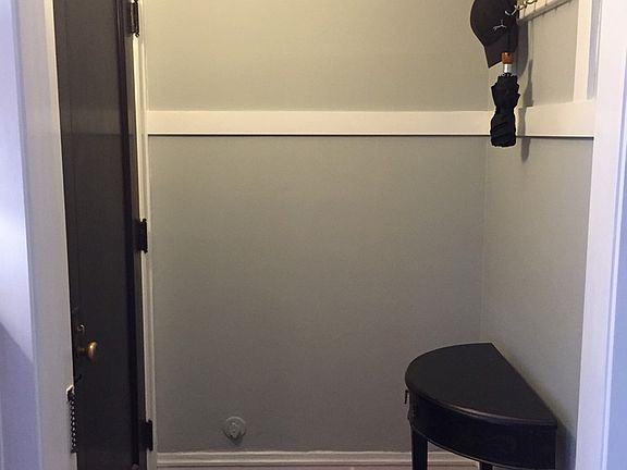 2nd image of 1040 Washington Blvd APT 2
