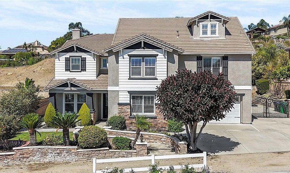 1st image of 209 Oldenburg Ln