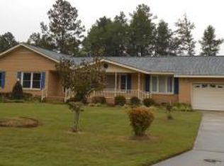 104 Northside Dr, Red Springs, NC 28377