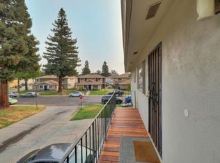 1 La Pera Ct APT 4, Sacramento, CA